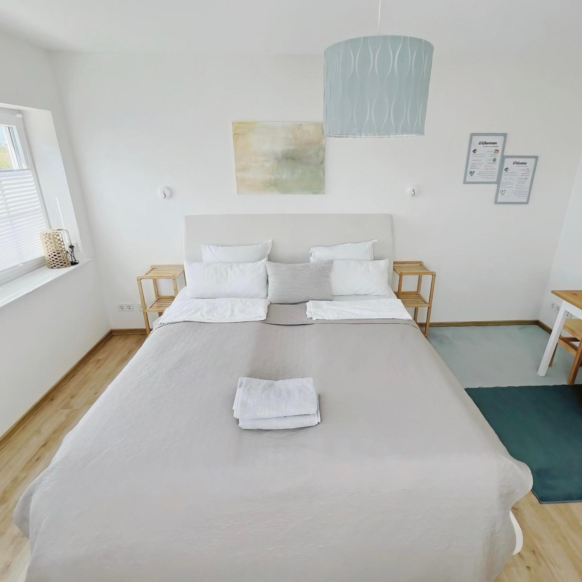 Private Zimmer In Neubau Familienhaus Alsfeld Exterior foto